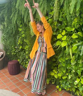 Mariana Weickert feet photo 2