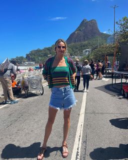 Mariana Weickert feet photo 7