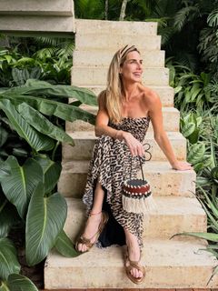 Mariana Weickert feet photo 2
