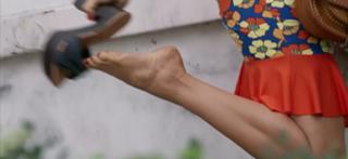 Mariana Ximenes feet photo thumbnail