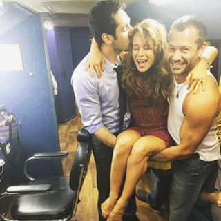 Mariana Ximenes feet photo thumbnail