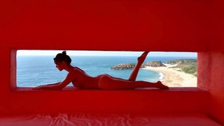 Mariana Ximenes feet photo thumbnail