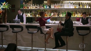 Mariana Ximenes feet photo thumbnail