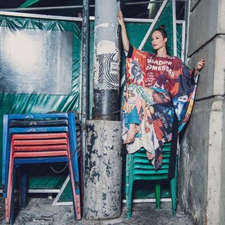 Mariana Ximenes feet photo thumbnail