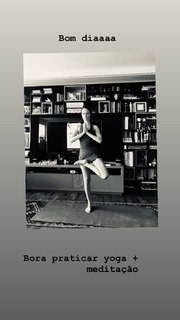 Mariana Ximenes feet photo thumbnail
