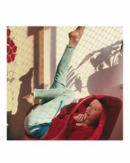 Mariana Ximenes feet photo thumbnail