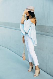 Marianna Hewitt feet photo 20