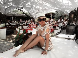 Marianna Hewitt feet photo 15