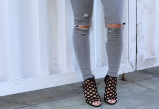 Marianna Hewitt feet photo 6