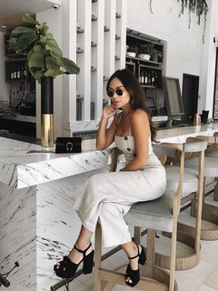 Marianna Hewitt feet photo 20