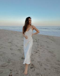 Marianna Hewitt feet photo 4