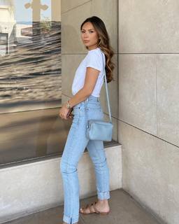 Marianna Hewitt feet photo 17