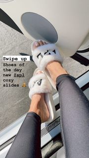 Marianna Hewitt feet photo 15