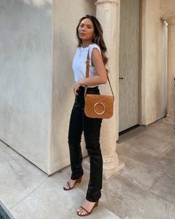 Marianna Hewitt feet photo 14