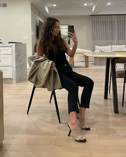 Marianna Hewitt feet photo 4