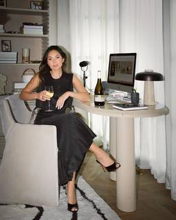 Marianna Hewitt feet photo 17