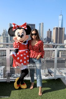 Marianna Hewitt feet photo 9