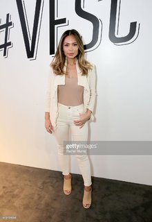 Marianna Hewitt feet photo 15