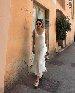 Marianna Hewitt feet photo 20