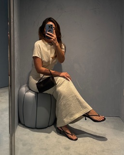 Marianna Hewitt feet photo 3