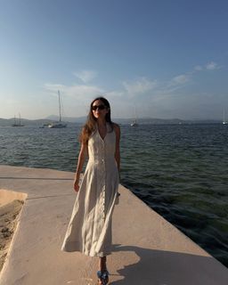 Marianna Hewitt feet photo 15