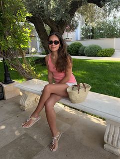 Marianna Hewitt feet photo 4