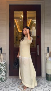 Marianna Hewitt feet photo 14
