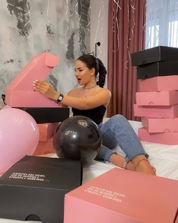 Marianna Kokchyan feet photo 3