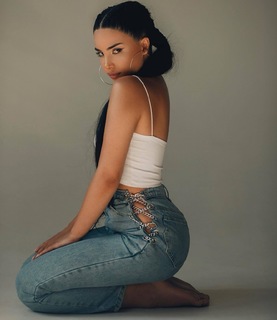 Marianna Kokchyan feet photo 19