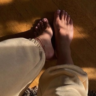 Marianna Kokchyan feet photo 10