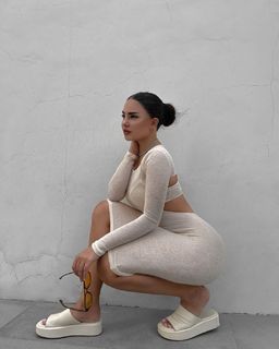 Marianna Kokchyan feet photo 2