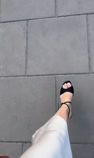 Marianna Schreiber feet photo 4