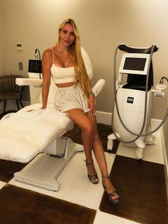 Marianna Schreiber feet photo 12