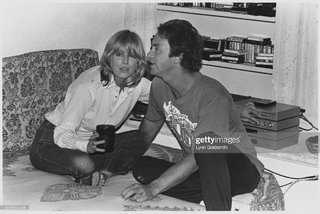 Marianne Faithfull feet photo 8