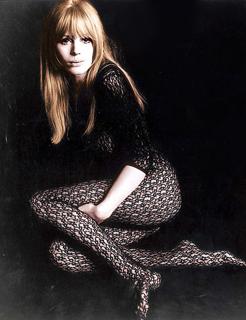 Marianne Faithfull feet photo 6