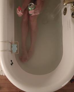 Marianne Rendón feet photo 3