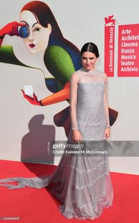 Marianne Rendón feet photo 18