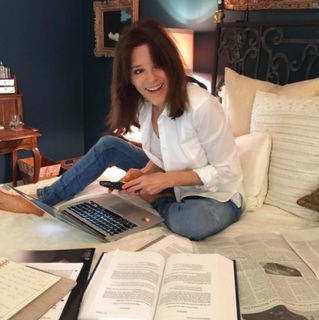 Marianne Williamson feet photo 3
