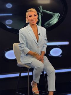 Marianta Pieridi feet photo 1