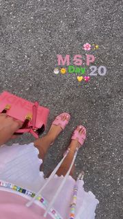Mariasole Pollio feet photo thumbnail