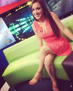 Mariazel Olle feet photo thumbnail