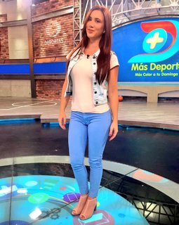 Mariazel Olle feet photo thumbnail