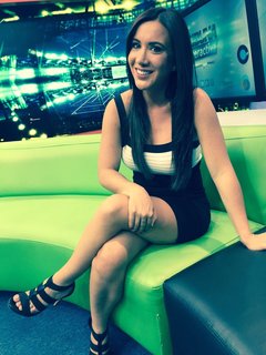 Mariazel Olle feet photo thumbnail