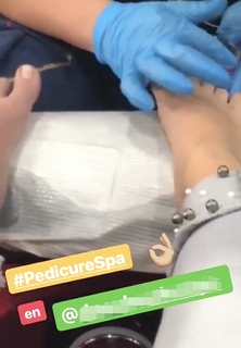 Mariazel Olle feet photo thumbnail