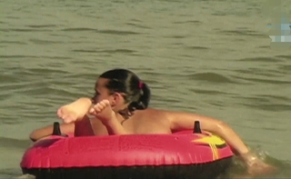 Mariazel Olle feet photo thumbnail