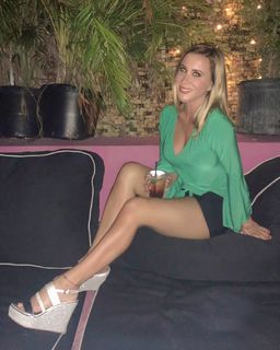 Mariazel Olle feet photo thumbnail