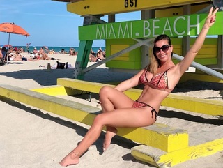 Mariazel Olle feet photo thumbnail