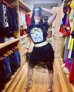 Maribel Guardia feet photo thumbnail