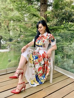 Maribel Guardia feet photo thumbnail