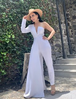 Maribel Guardia feet photo thumbnail